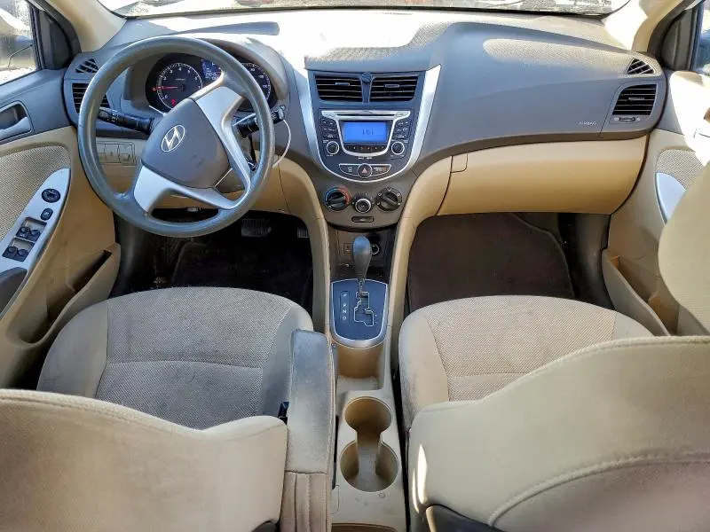2012 HYUNDAI ACCENT GLS  