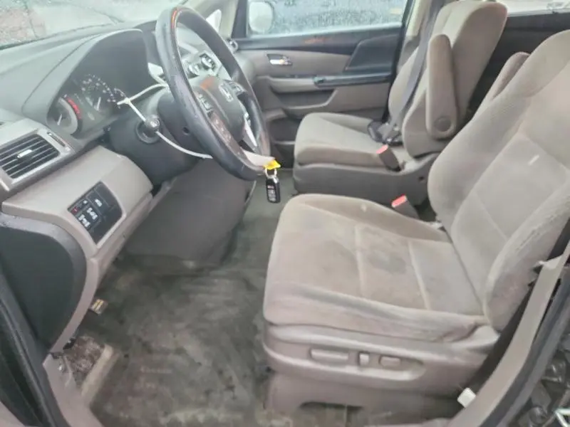 2016 HONDA ODYSSEY SE  