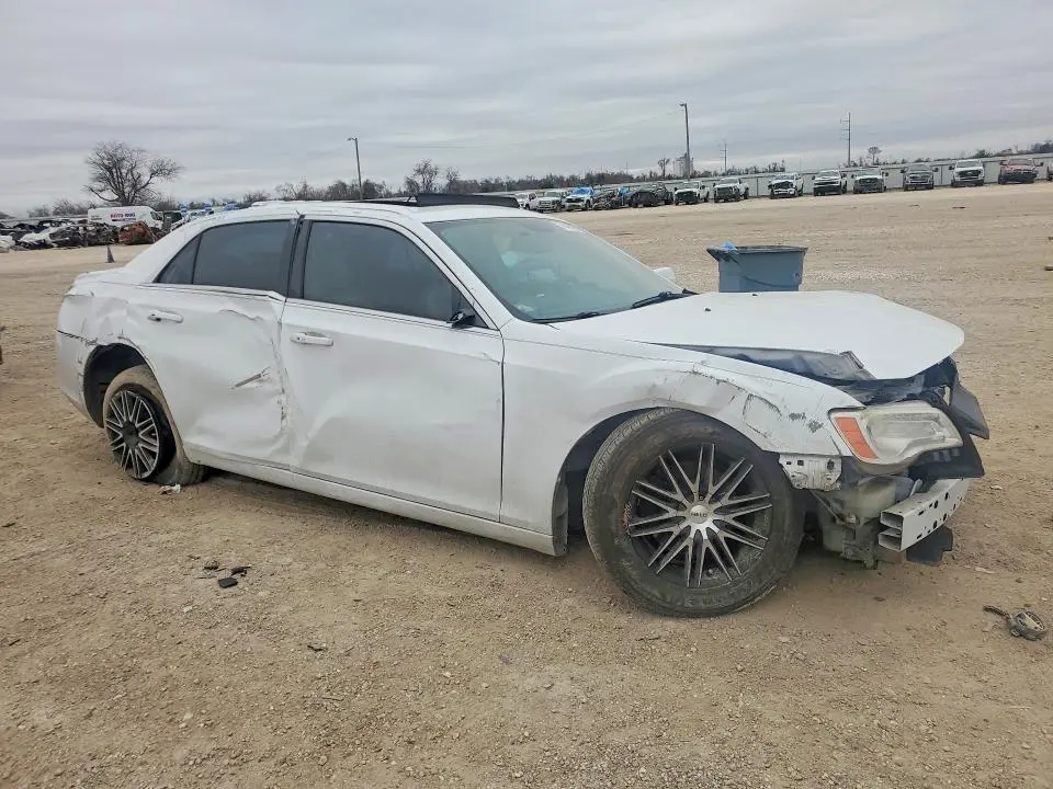 2014 CHRYSLER 300   