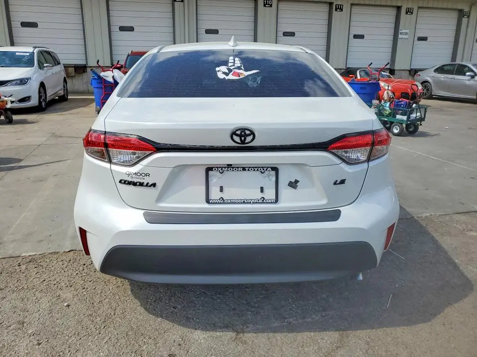 2025 TOYOTA COROLLA LE  