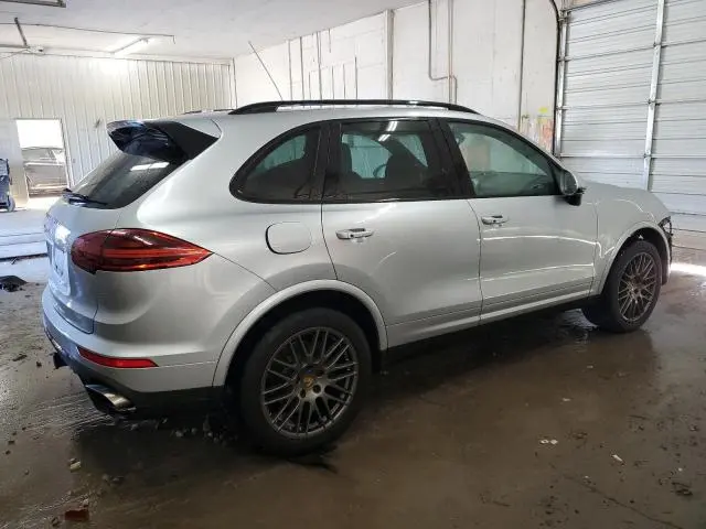 2017 PORSCHE CAYENNE   