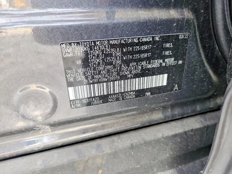 2022 TOYOTA RAV4 XLE  