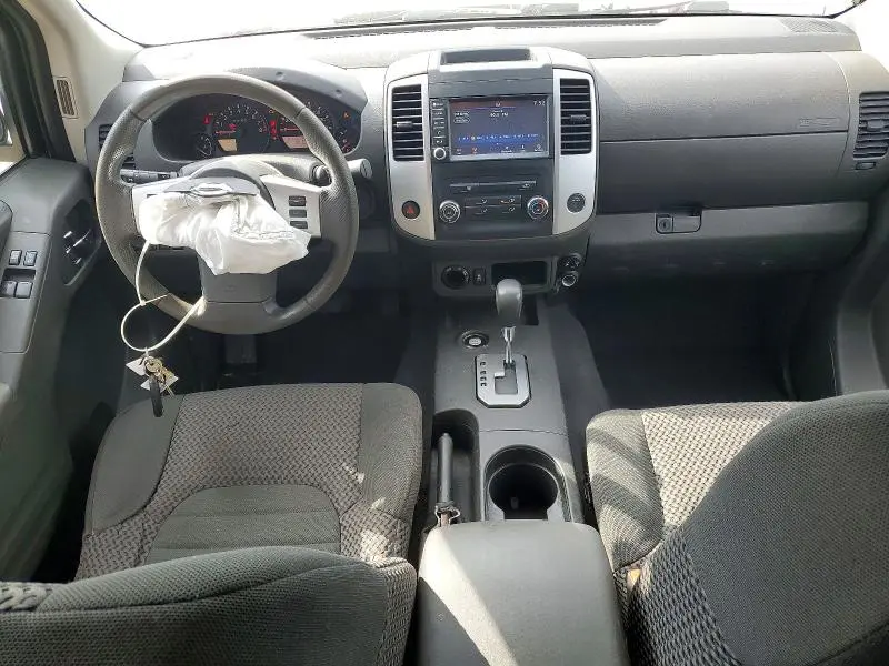 2021 NISSAN FRONTIER SV  