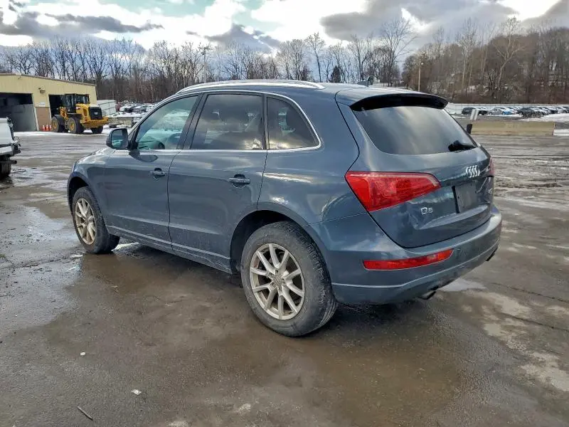 2011 AUDI Q5 PREMIUM  