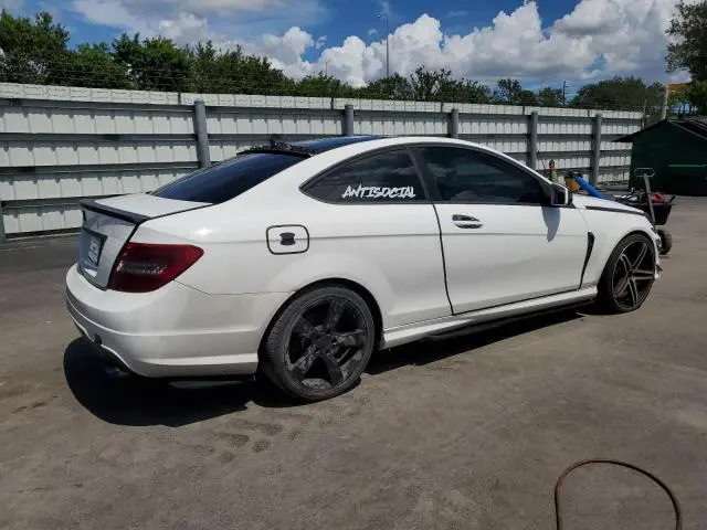 2015 MERCEDES-BENZ C 350  