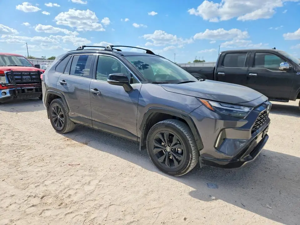 2023 TOYOTA RAV4 XSE  