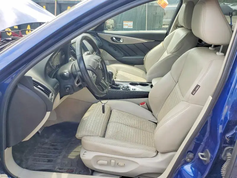 2016 INFINITI Q50 RED SPORT 400  