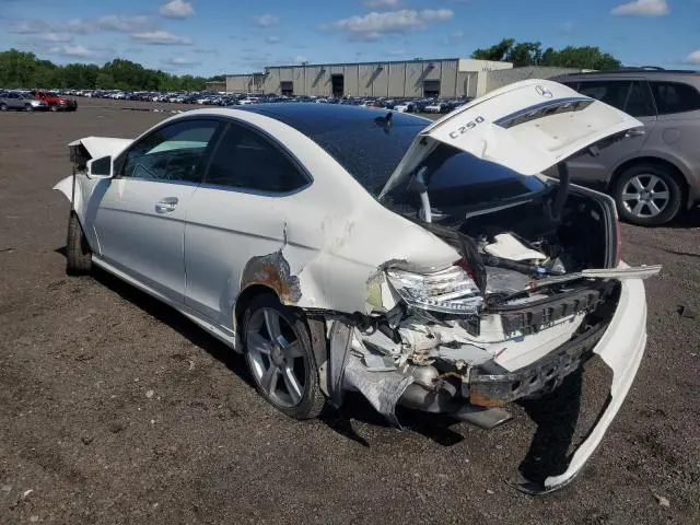 2015 MERCEDES-BENZ C 250  