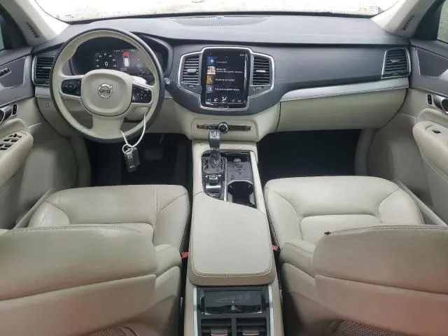 2022 VOLVO XC90 T5 MOMENTUM  