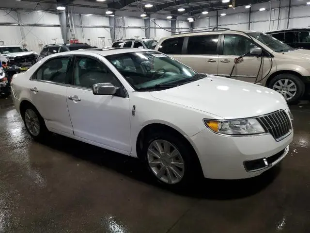 2011 LINCOLN MKZ   