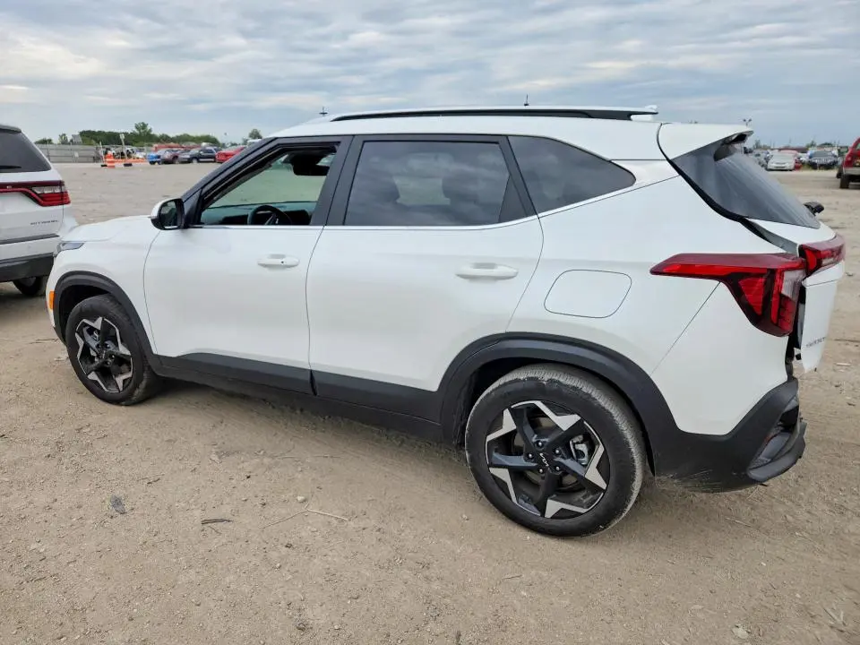 2025 KIA SELTOS EX  