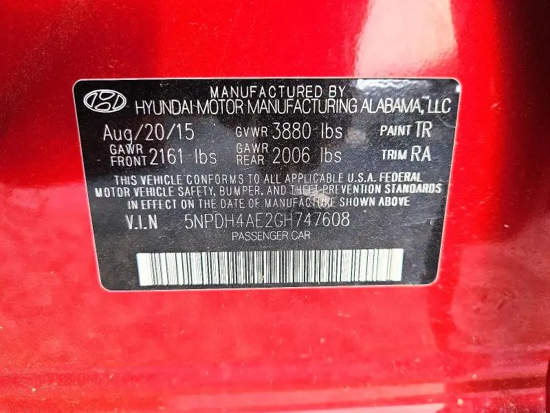 2016 HYUNDAI ELANTRA SE  