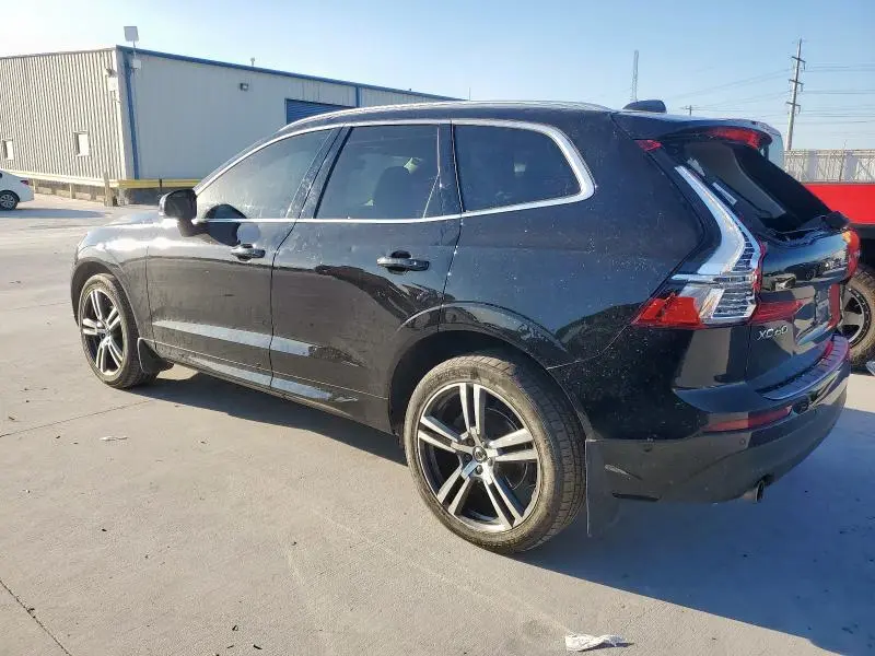 2018 VOLVO XC60 T5 MOMENTUM  