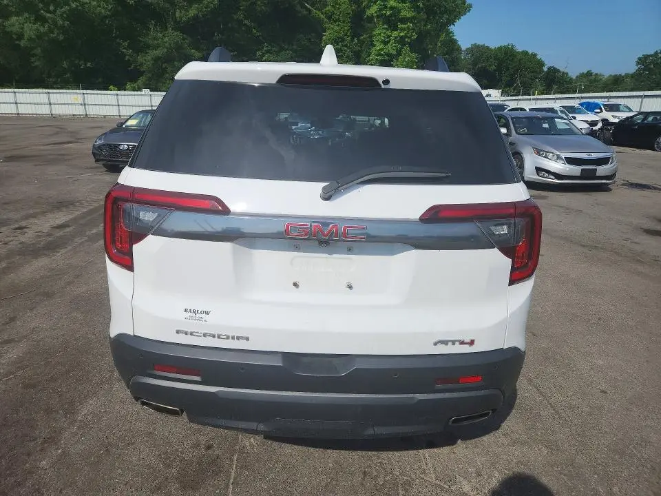 2023 GMC ACADIA AT4  