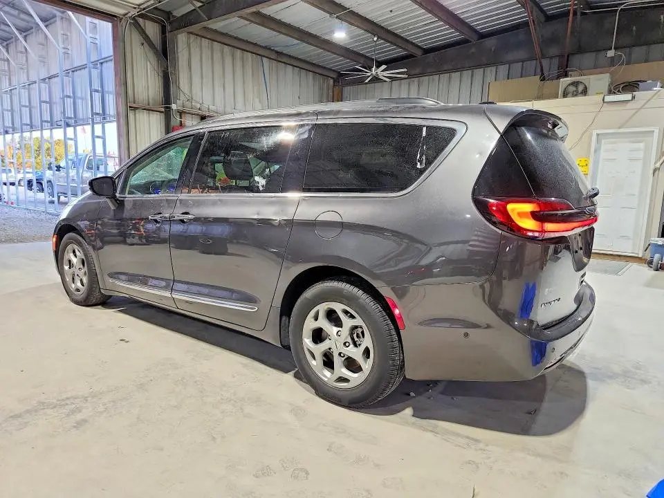 2023 CHRYSLER PACIFICA LIMITED  