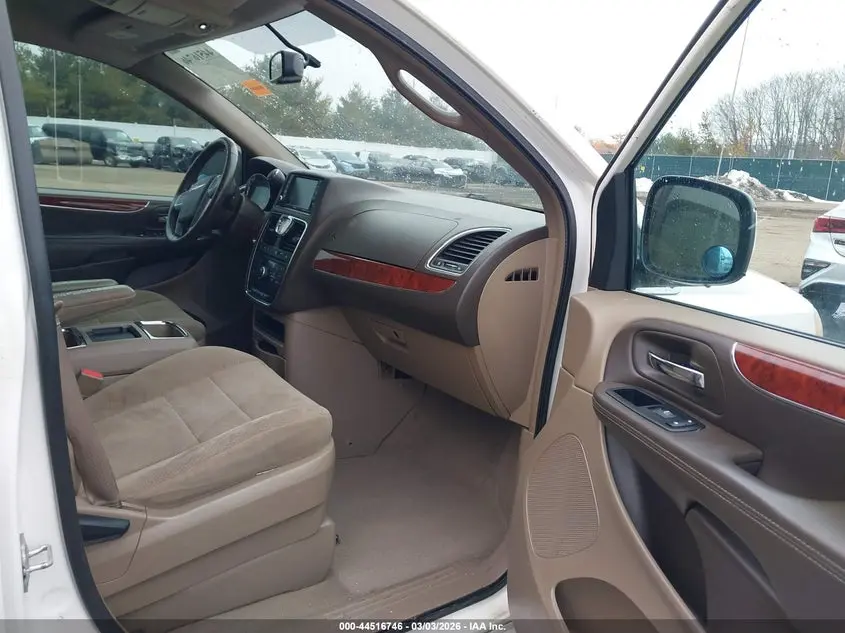 2012 CHRYSLER TOWN & COUNTRY TOURING