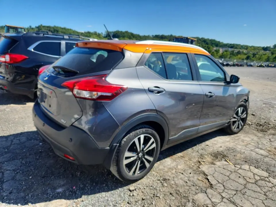 2020 NISSAN KICKS SV  