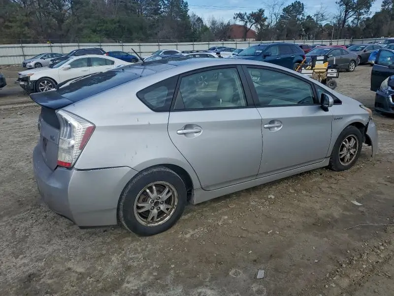 2010 TOYOTA PRIUS   