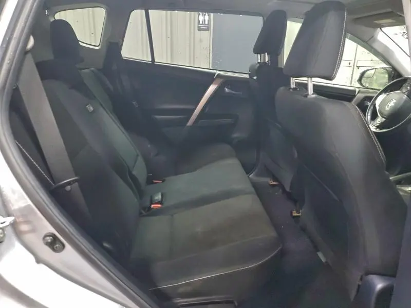 2018 TOYOTA RAV4 HV LE  