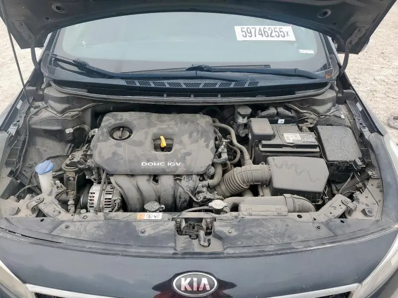 2017 KIA FORTE LX  