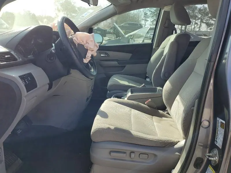 2016 HONDA ODYSSEY SE  