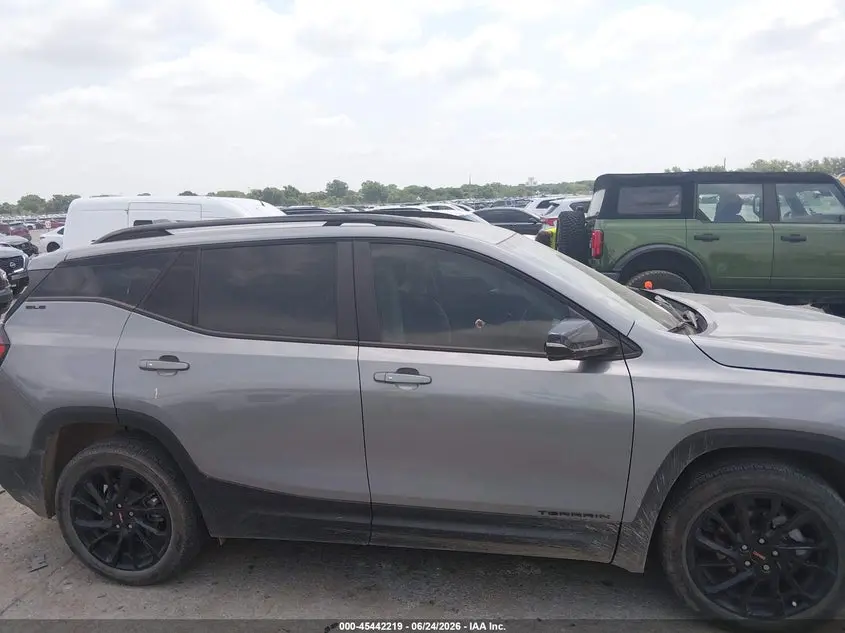 2024 GMC TERRAIN FWD SLE