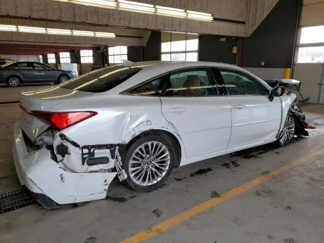 2019 TOYOTA AVALON XLE