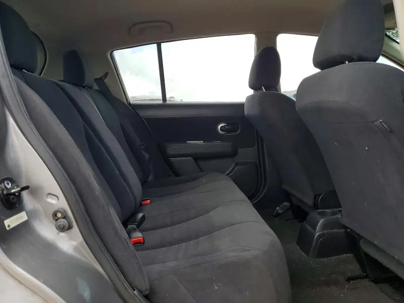 2012 NISSAN VERSA 1.8 S  