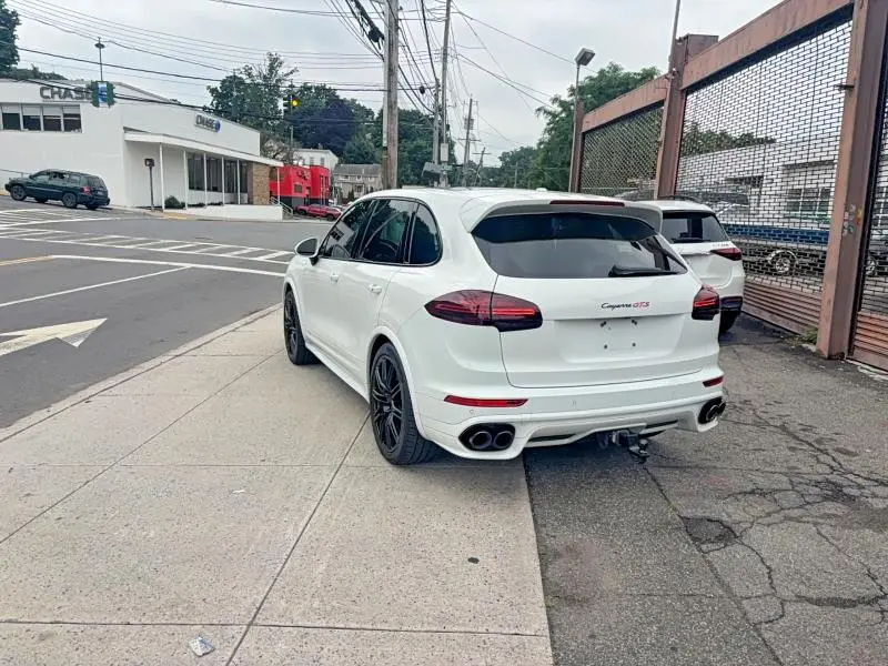 2016 PORSCHE CAYENNE GTS  