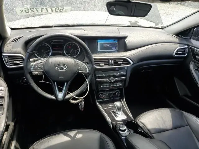 2017 INFINITI QX30 BASE  