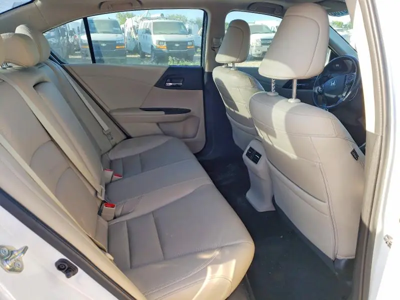 2017 HONDA ACCORD TOURING  