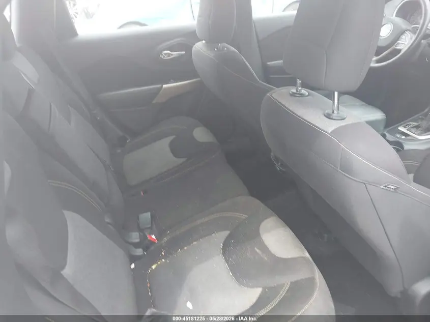 2017 JEEP CHEROKEE SPORT FWD