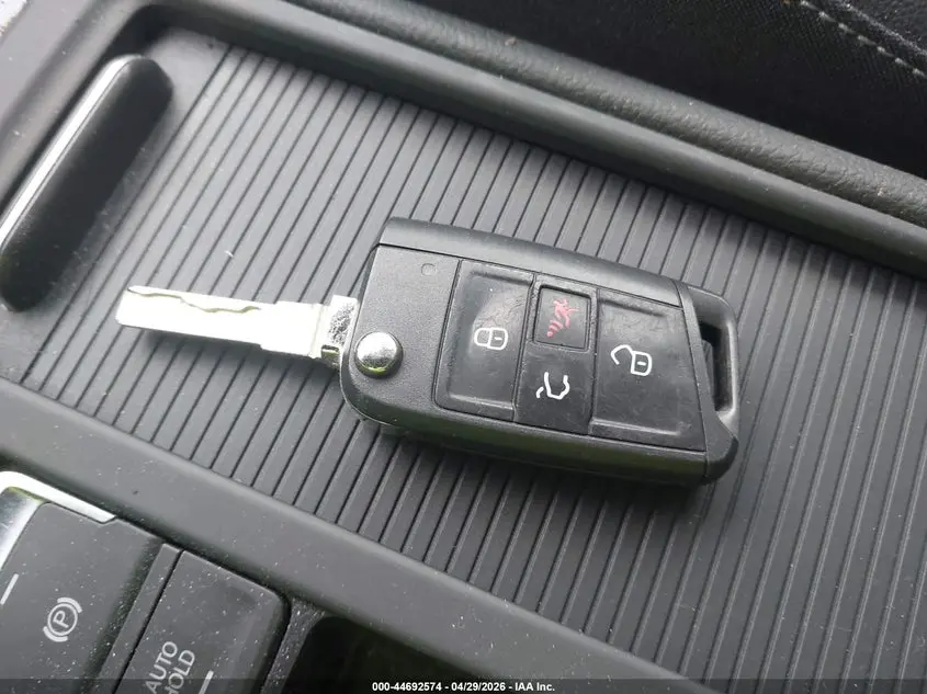 2019 VOLKSWAGEN GOLF R  