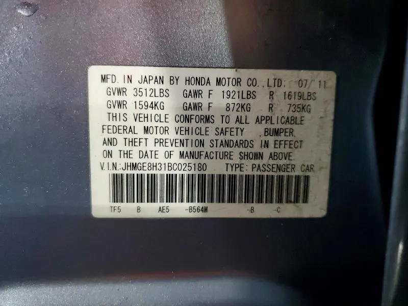 2011 HONDA FIT   