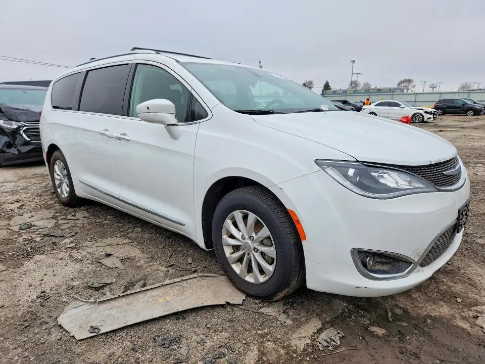 2018 CHRYSLER PACIFICA TOURING L  