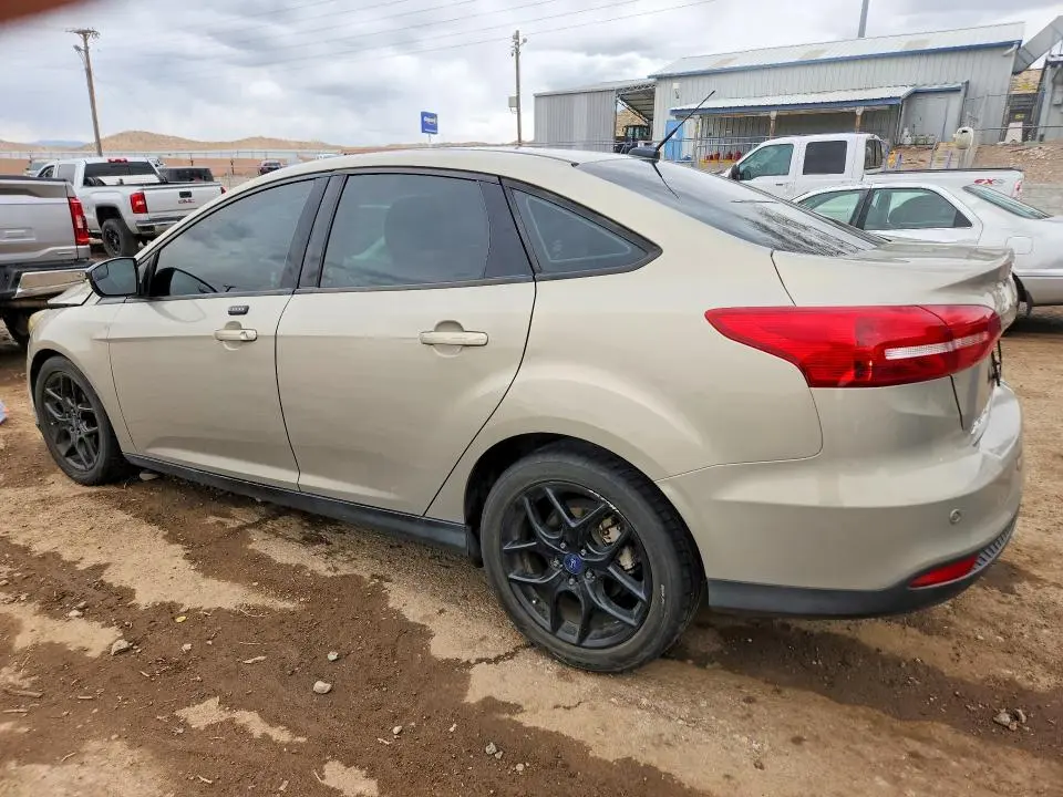 2016 FORD FOCUS SE  