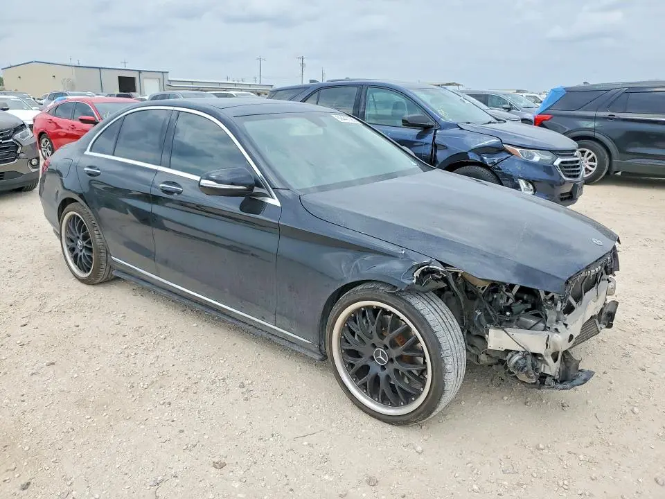 2015 MERCEDES-BENZ C 300  