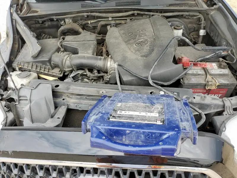2018 TOYOTA TACOMA DOUBLE CAB  