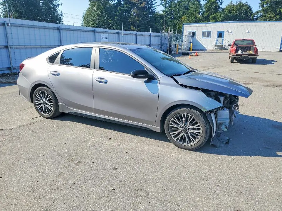 2023 KIA FORTE GT LINE  