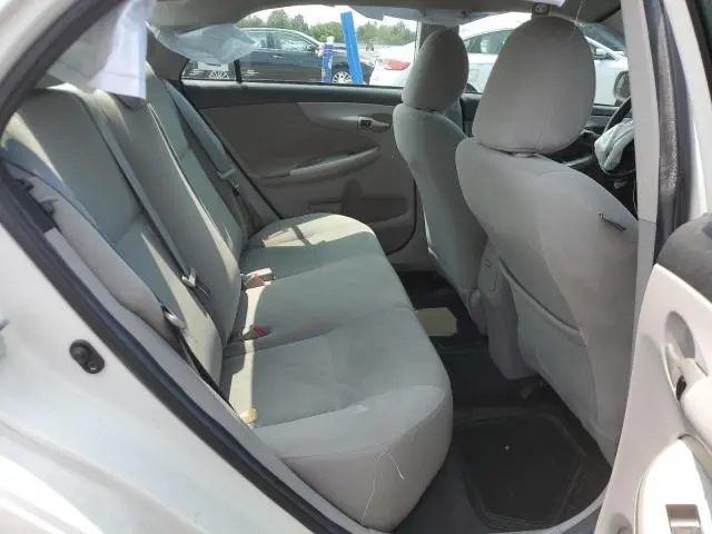2013 TOYOTA COROLLA BASE  