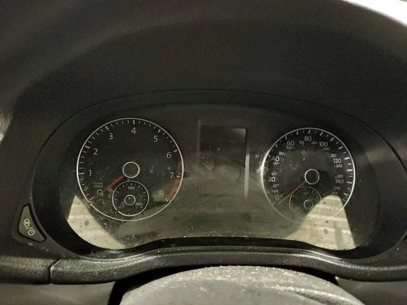 2013 VOLKSWAGEN PASSAT S  