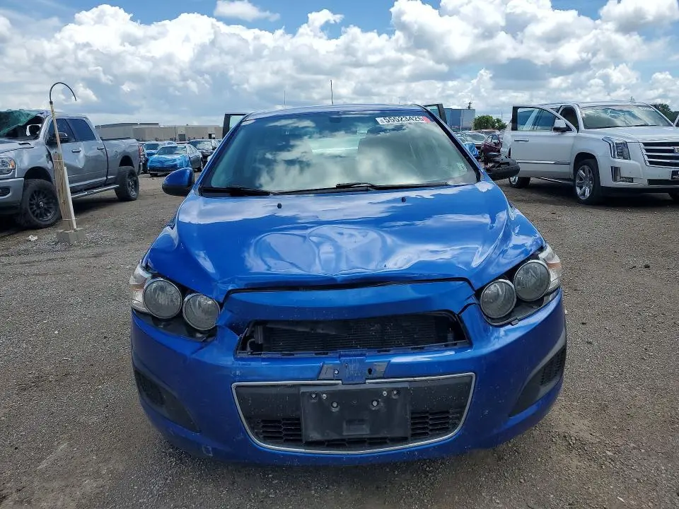 2016 CHEVROLET SONIC LT  