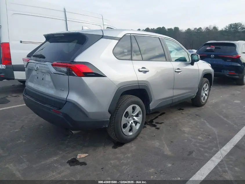 2022 TOYOTA RAV4 LE