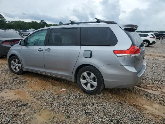 2011 TOYOTA SIENNA LE  
