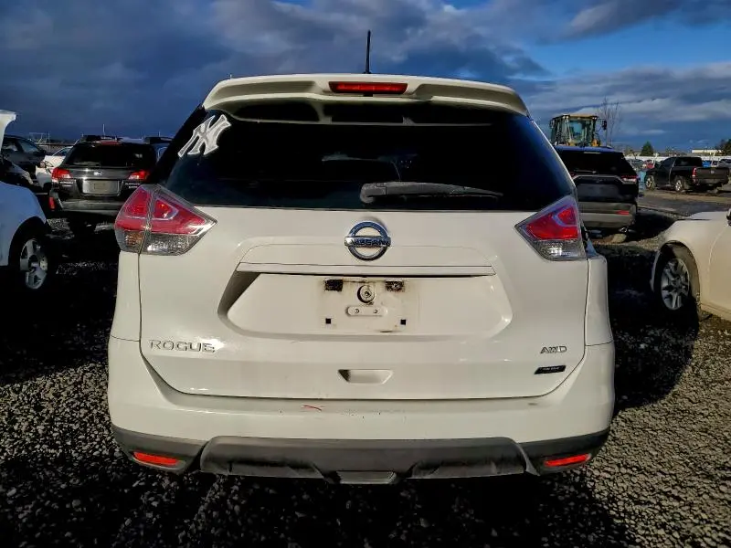 2014 NISSAN ROGUE S  