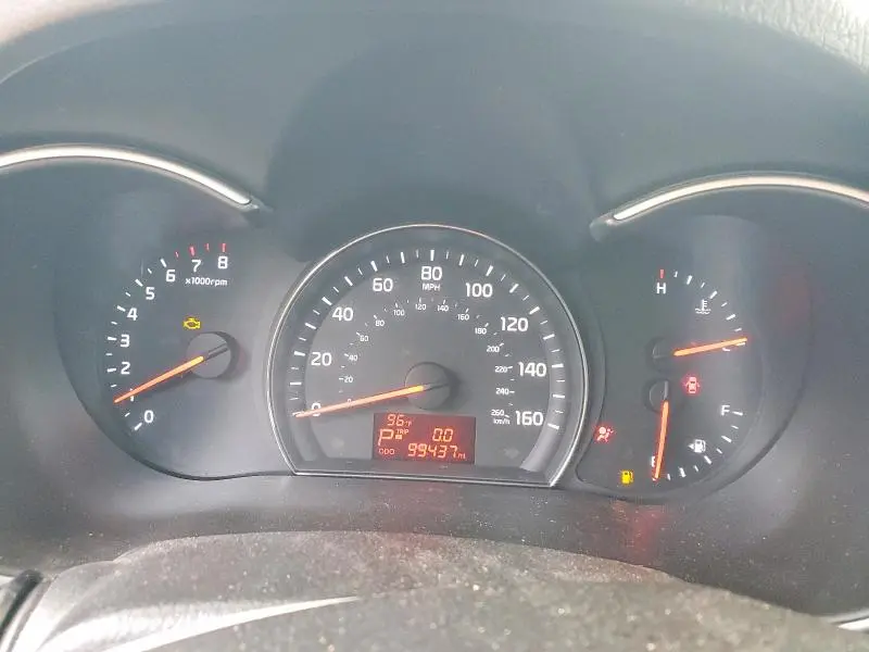2015 KIA SORENTO LX  