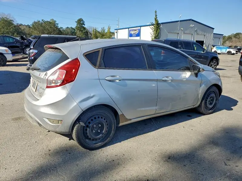 2014 FORD FIESTA SE  