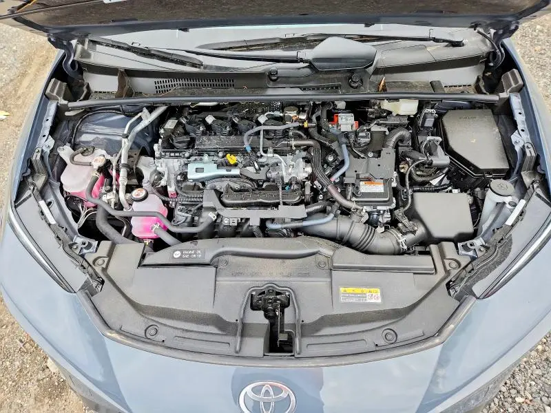 2025 TOYOTA PRIUS LE  