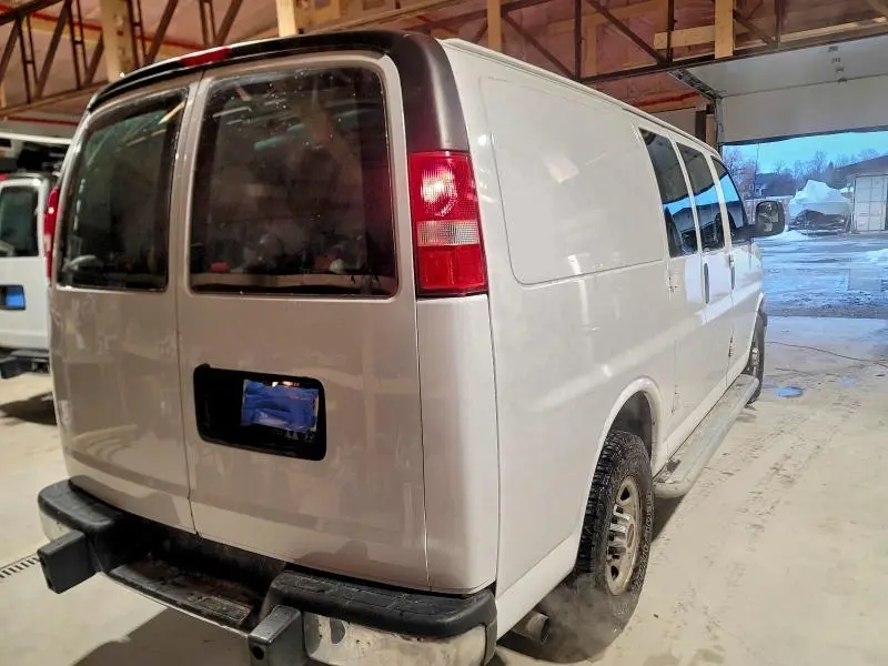 2017 GMC SAVANA G2500  