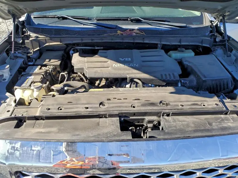 2017 NISSAN TITAN SV  